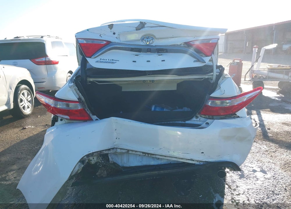 2016 TOYOTA CAMRY SE VIN: 4T1BF1FK2GU155296