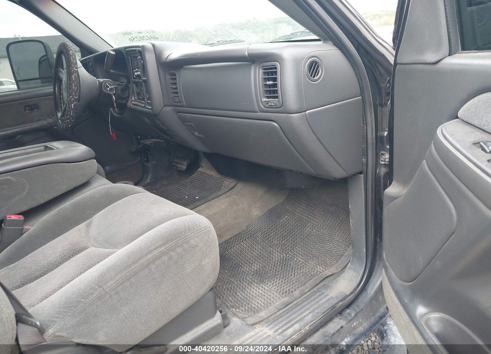 2003 CHEVROLET SILVERADO 2500HD LS VIN: 1GCHK23U73F246102