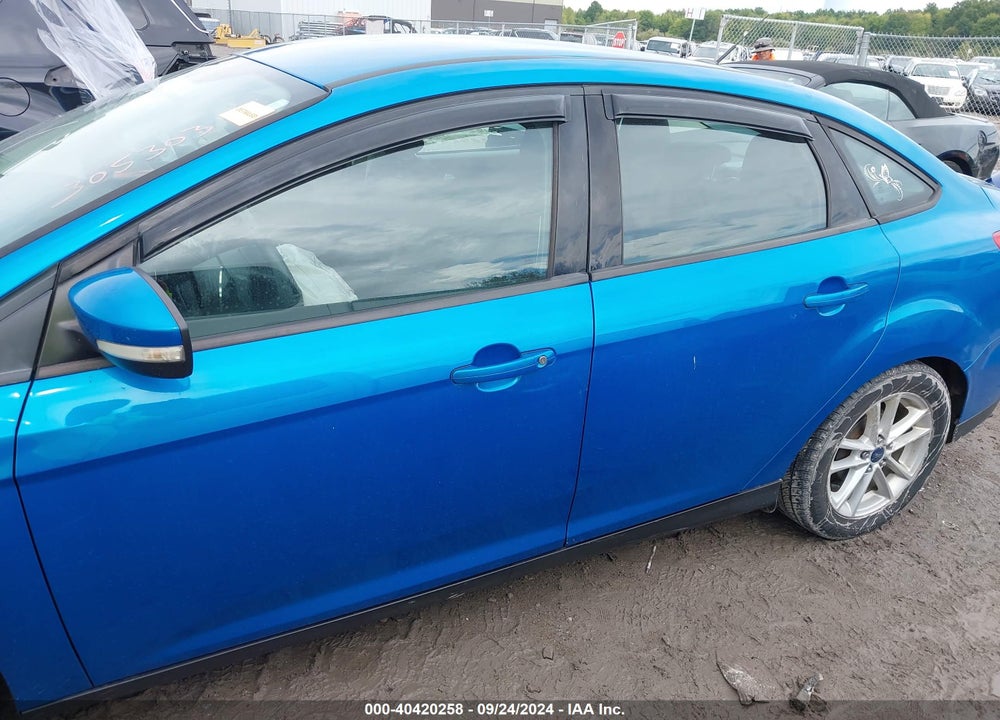 2016 FORD FOCUS SE VIN: 1FADP3F2XGL305303