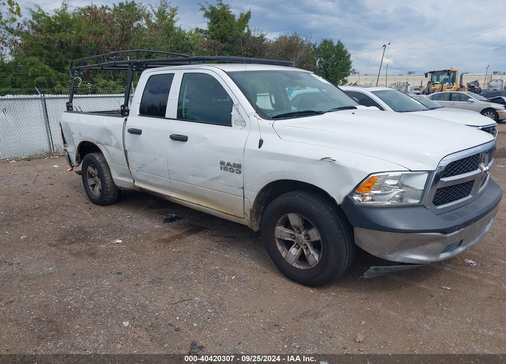 2018 RAM 1500 TRADESMAN QUAD CAB 4X2 6'4 BOX VIN: 1C6RR6FG1JS229479