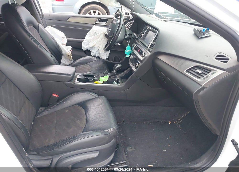 2018 HYUNDAI SONATA SPORT VIN: 5NPE34AF8JH707634