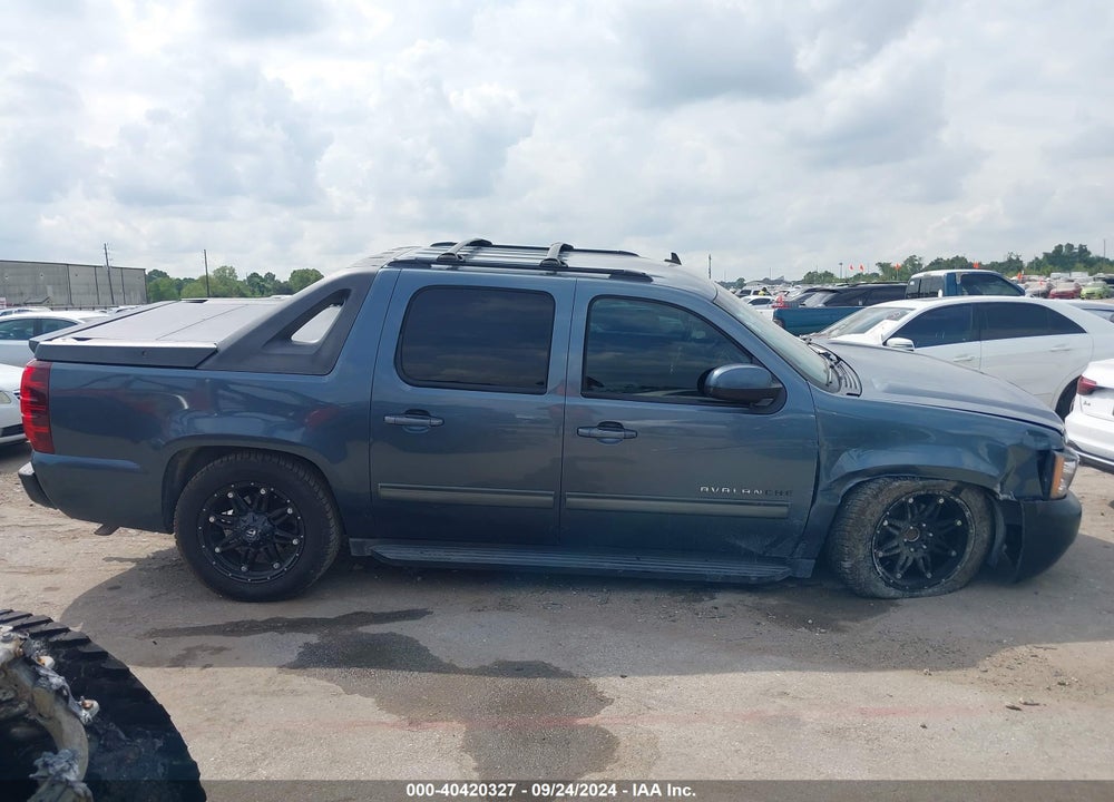 2011 CHEVROLET AVALANCHE 1500 LS VIN: 3GNMCEE04BG308941