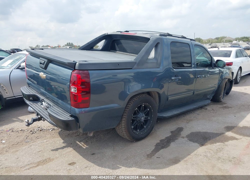 2011 CHEVROLET AVALANCHE 1500 LS VIN: 3GNMCEE04BG308941