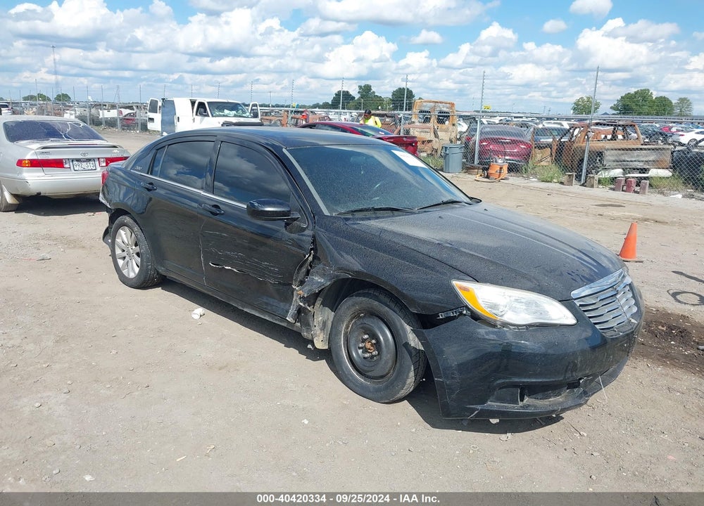 2012 CHRYSLER 200 TOURING VIN: 1C3CCBBB8CN104813