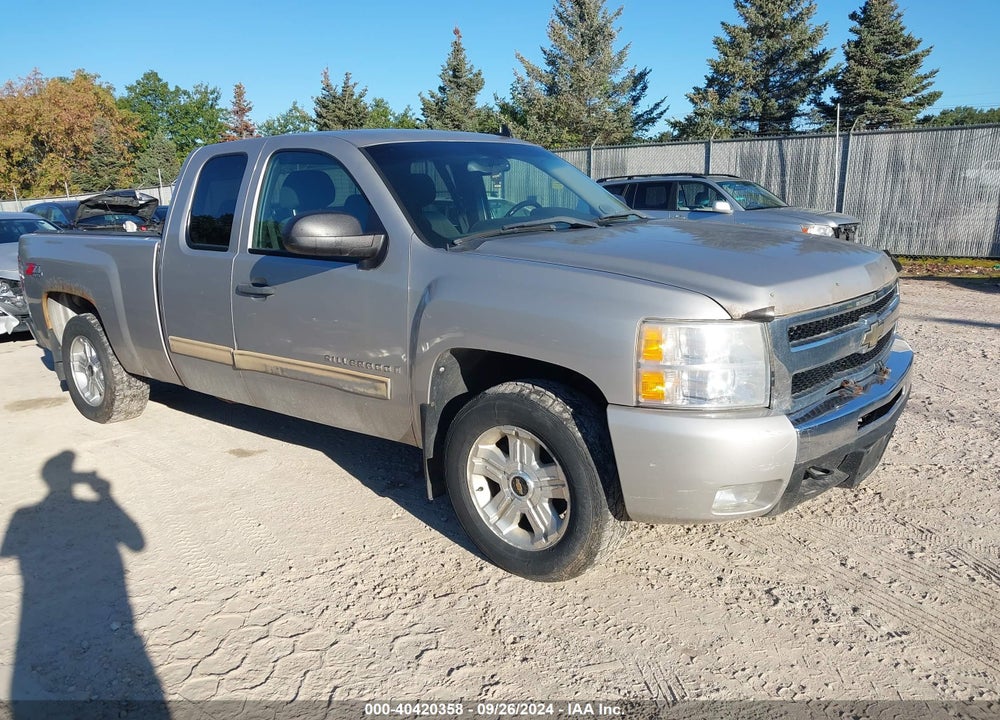 2009 CHEVROLET SILVERADO 1500 LT VIN: 2GCEK290991116989
