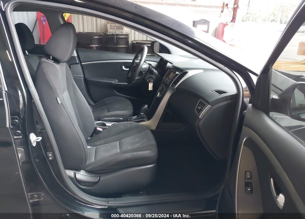 2013 HYUNDAI ELANTRA GT VIN: KMHD35LEXDU062853