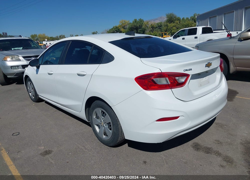2017 CHEVROLET CRUZE VIN: 1G1BC5SM1H7123380
