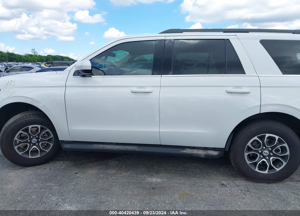 2024 FORD EXPEDITION XLT VIN: 1FMJU1H87REA24025