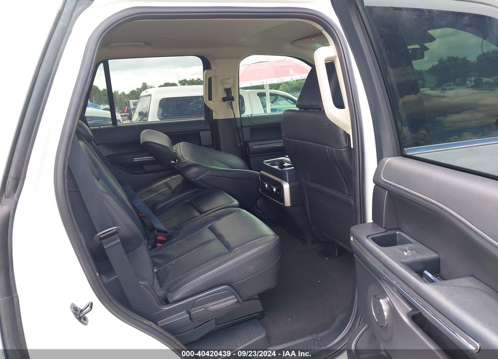 2024 FORD EXPEDITION XLT VIN: 1FMJU1H87REA24025