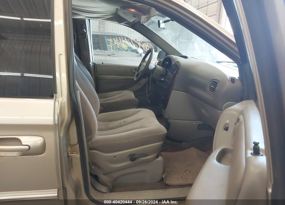 2003 CHRYSLER TOWN & COUNTRY LX VIN: 2C4GP44363R320410
