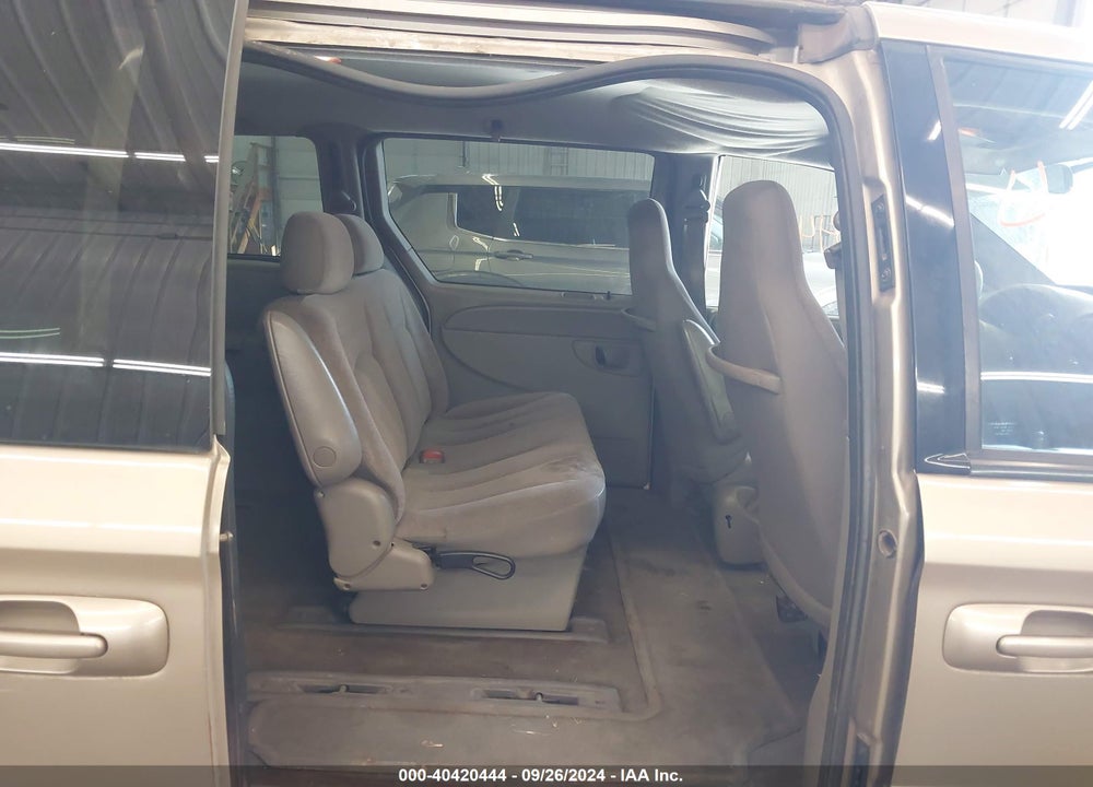 2003 CHRYSLER TOWN & COUNTRY LX VIN: 2C4GP44363R320410