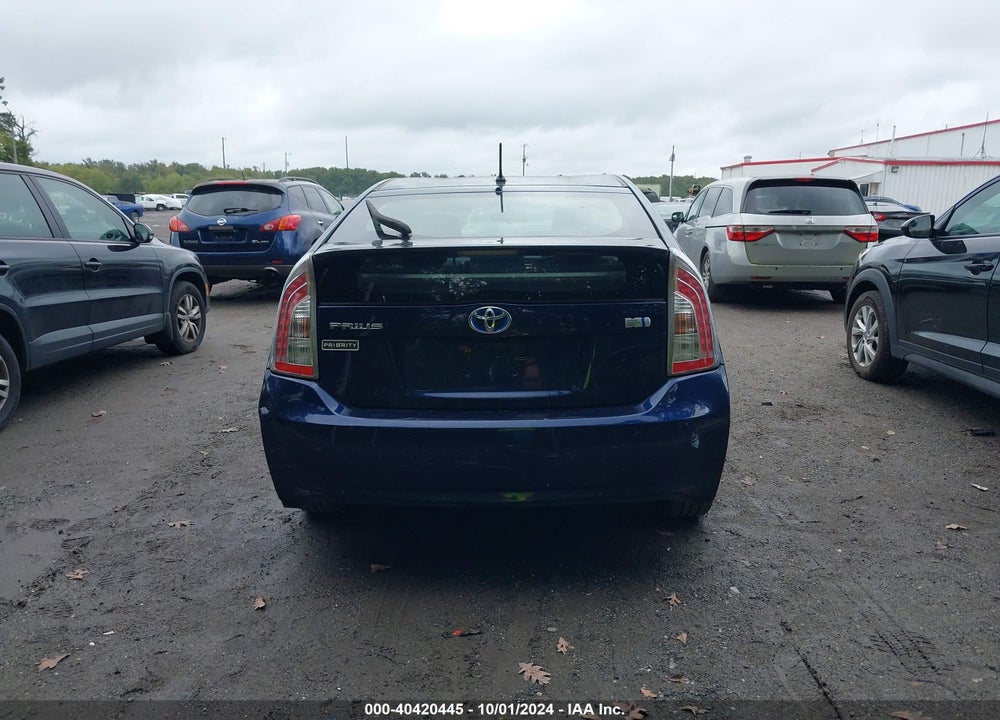 2013 TOYOTA PRIUS TWO VIN: JTDKN3DU1D1729892