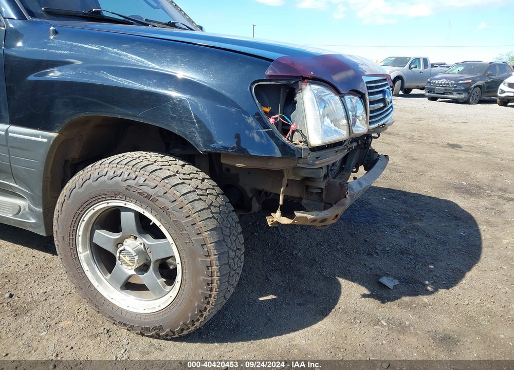 1998 LEXUS LX 470 VIN: JT6HT00W4W0016765
