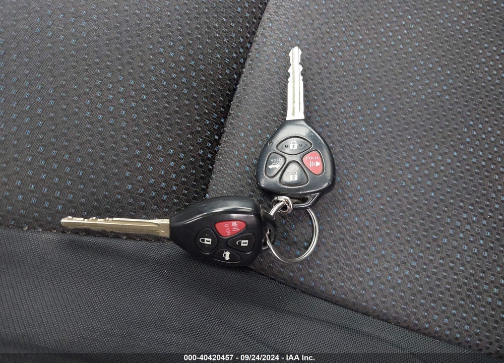 2009 TOYOTA COROLLA S VIN: 2T1BU40E39C094409