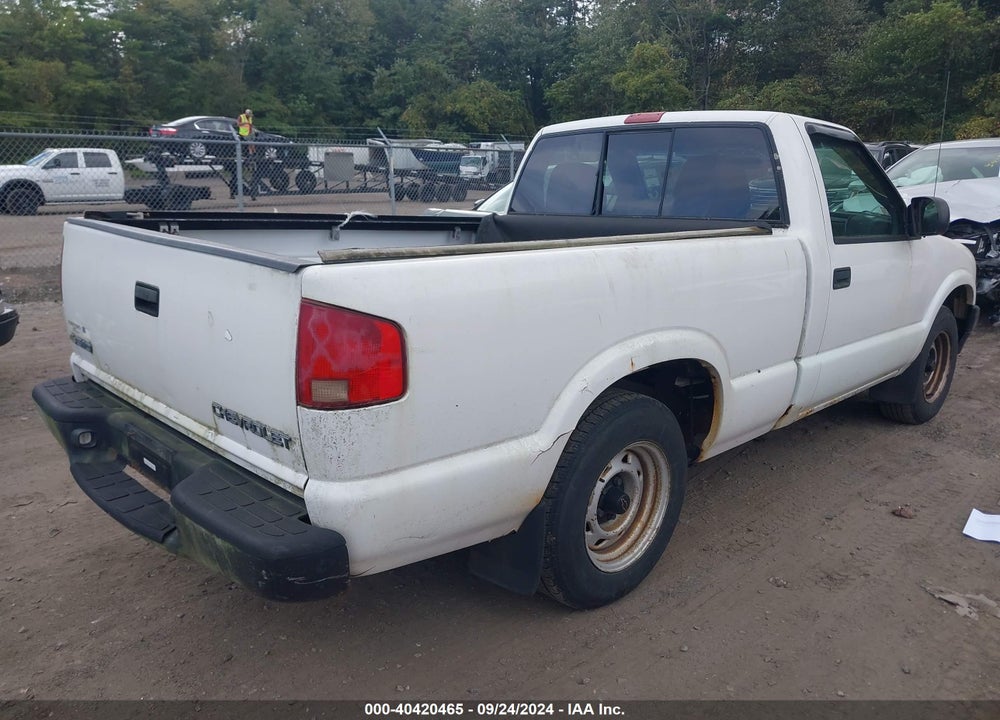 2003 CHEVROLET S-10 VIN: 1GCCS14HX38204842