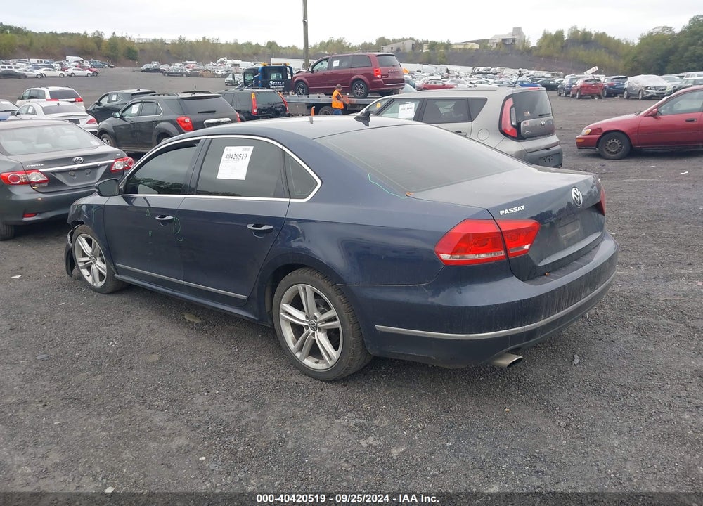 2015 VOLKSWAGEN PASSAT 1.8T SE VIN: 1VWBT7A35FC005412