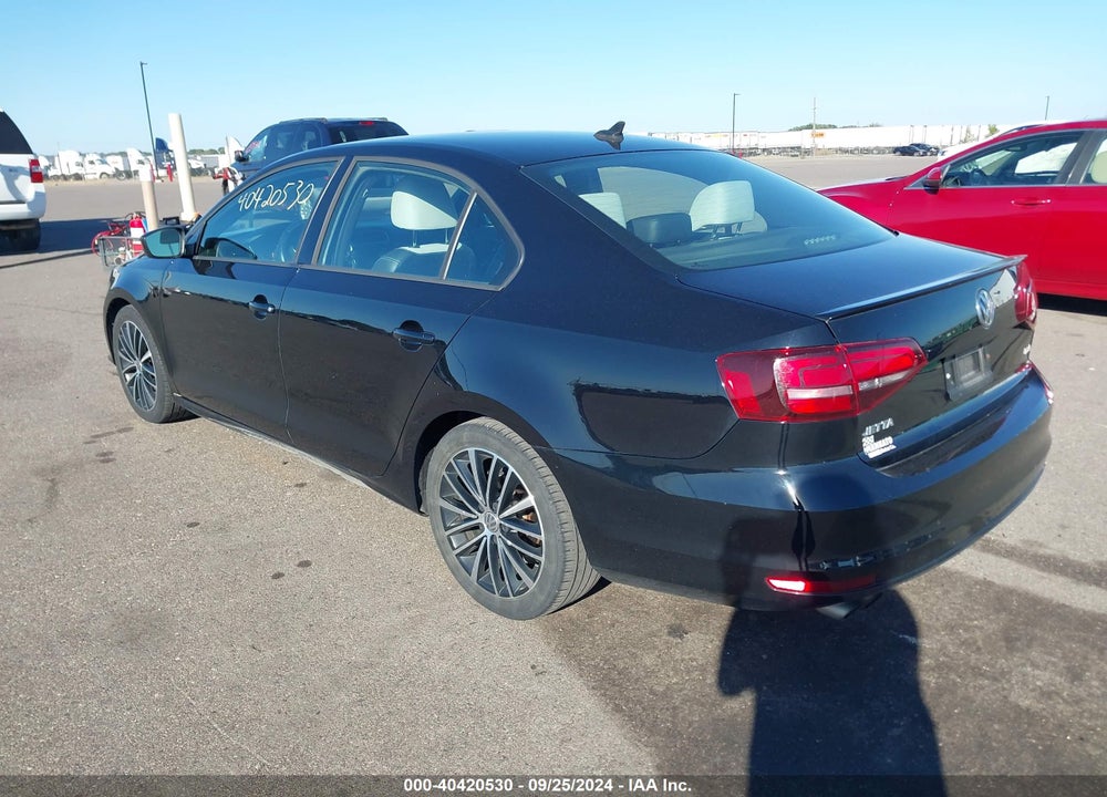2016 VOLKSWAGEN JETTA 1.8T SPORT VIN: 3VWD17AJXGM400179