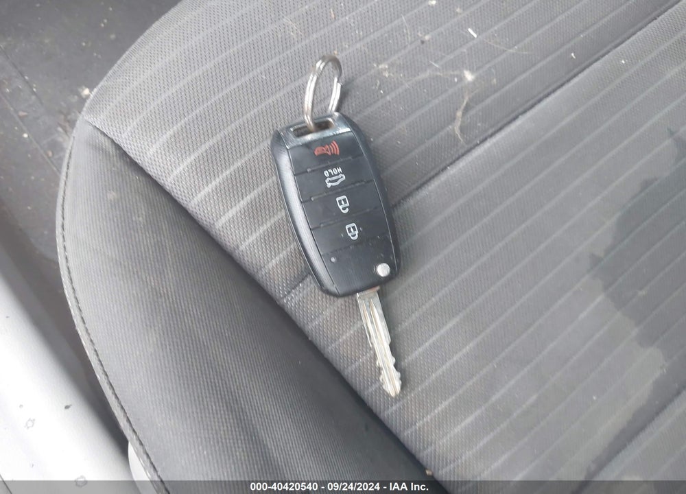 2015 KIA FORTE LX VIN: KNAFX4A69F5272104