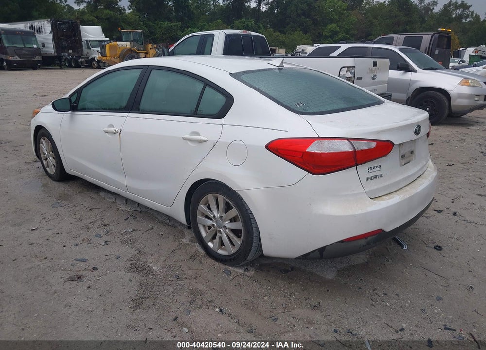 2015 KIA FORTE LX VIN: KNAFX4A69F5272104