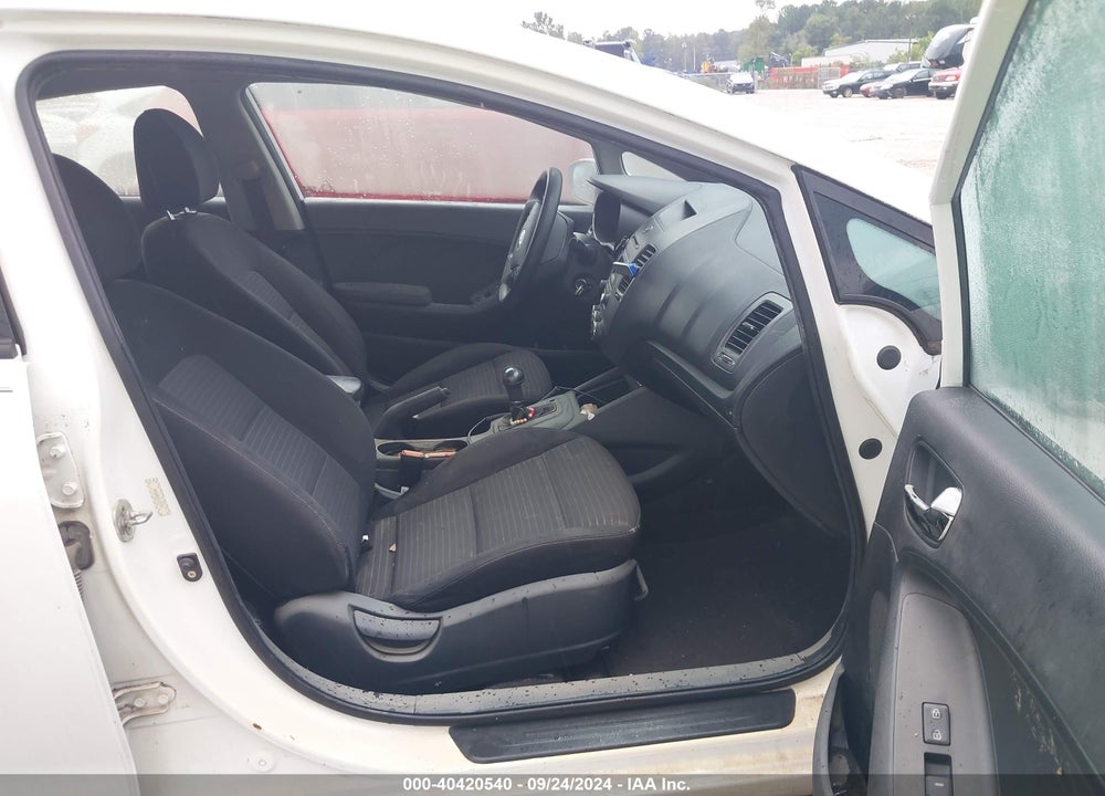 2015 KIA FORTE LX VIN: KNAFX4A69F5272104