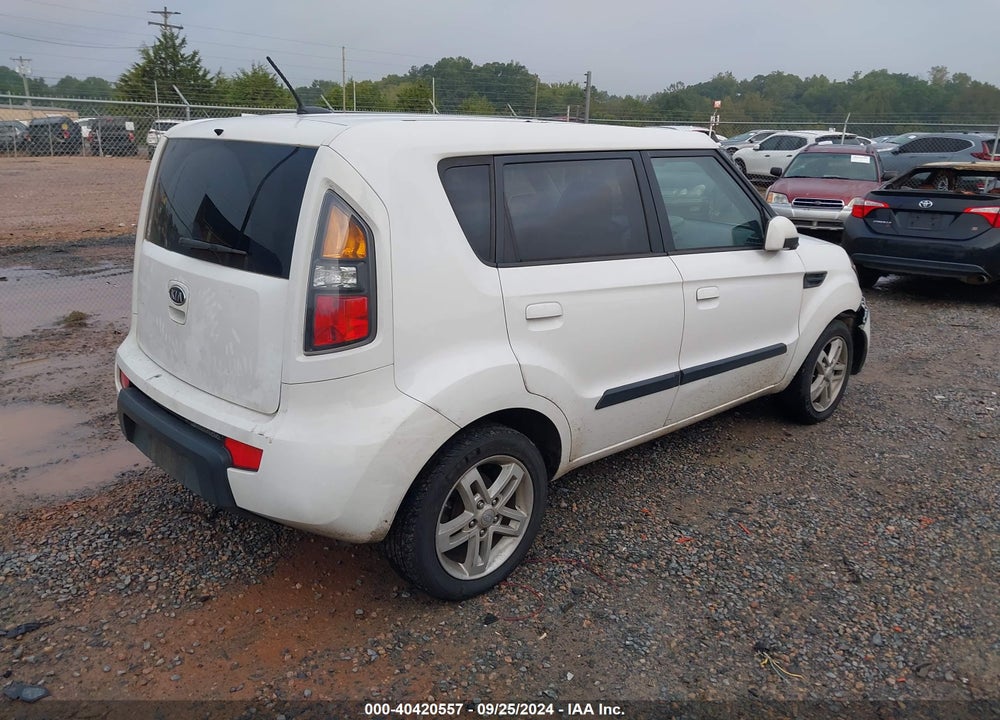 2010 KIA SOUL VIN: KNDJT2A26A7156267