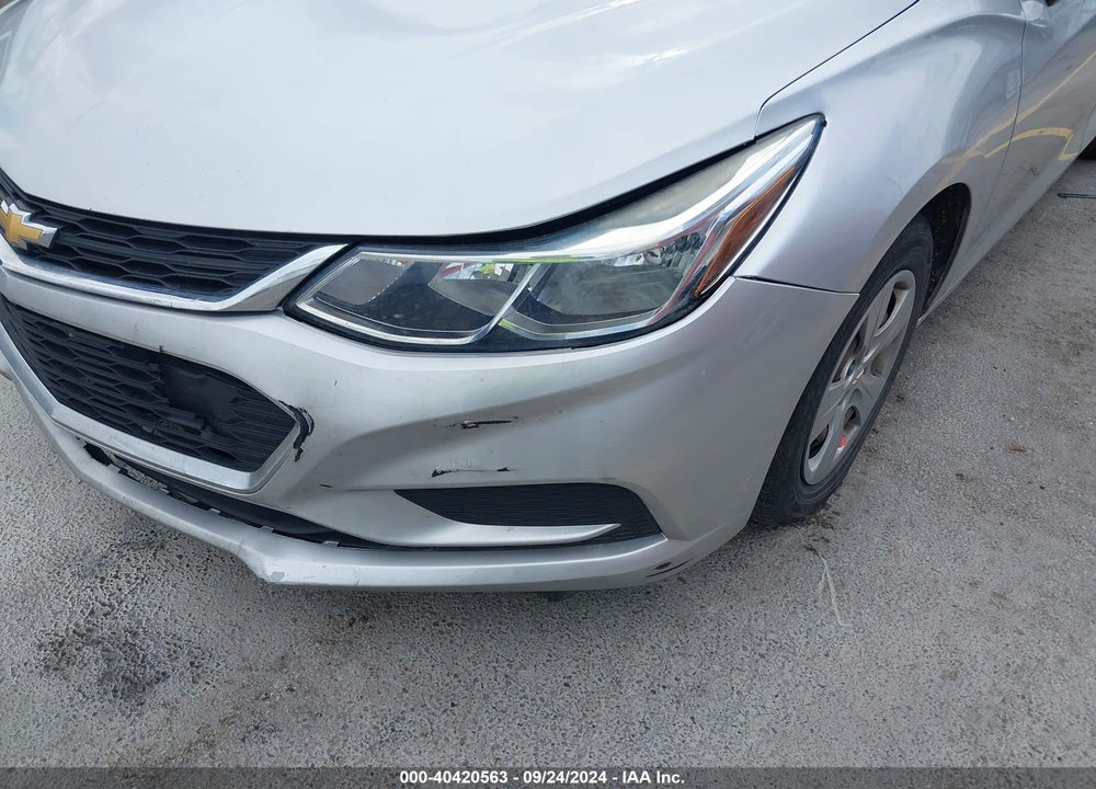 2018 CHEVROLET CRUZE LS AUTO VIN: 1G1BC5SM7J7155028