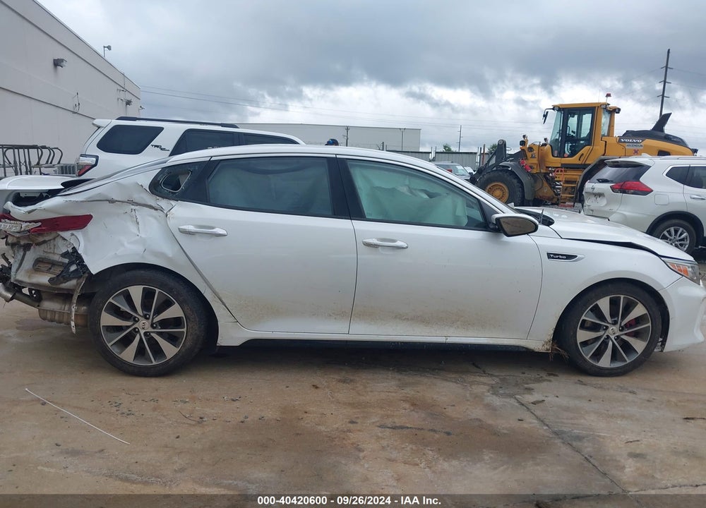 2016 KIA OPTIMA SX TURBO VIN: 5XXGW4L29GG080117