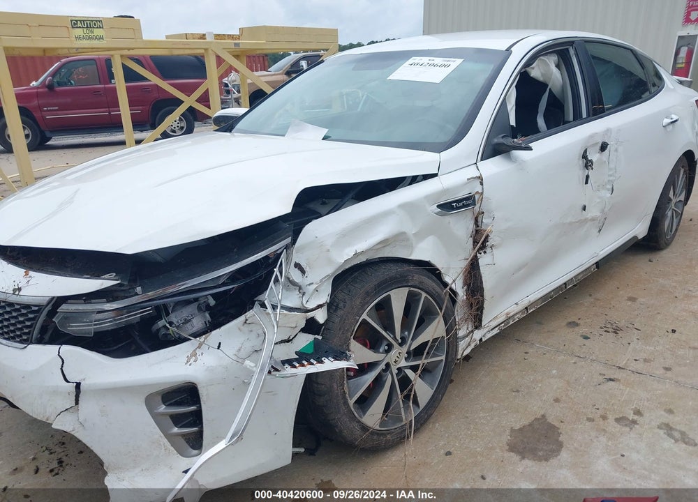 2016 KIA OPTIMA SX TURBO VIN: 5XXGW4L29GG080117
