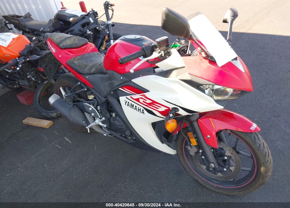 2015 YAMAHA YZFR3 VIN: MH3RH06Y3FK006208