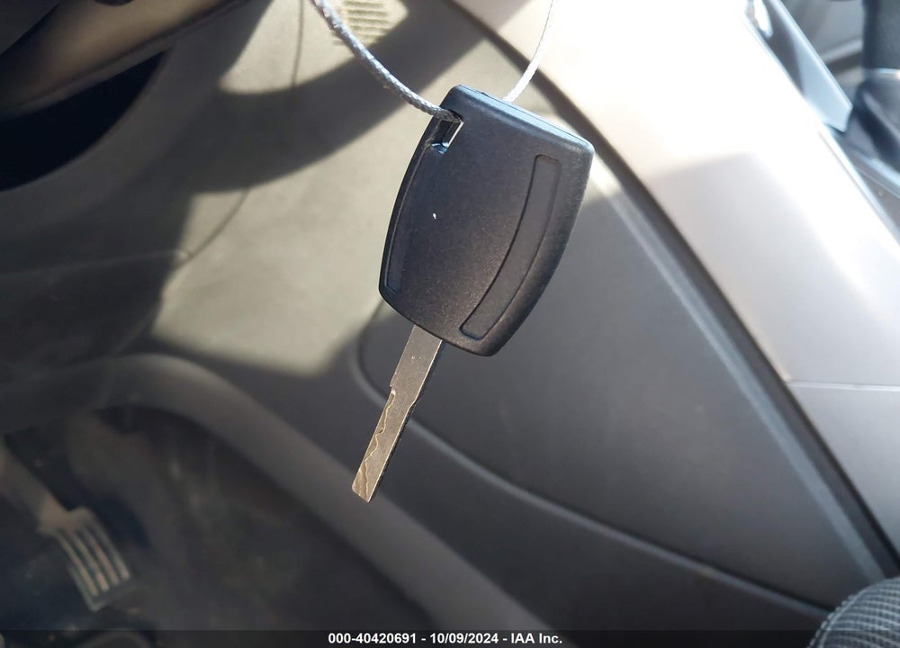 2016 FORD ESCAPE SE VIN: 1FMCU9G90GUA84281