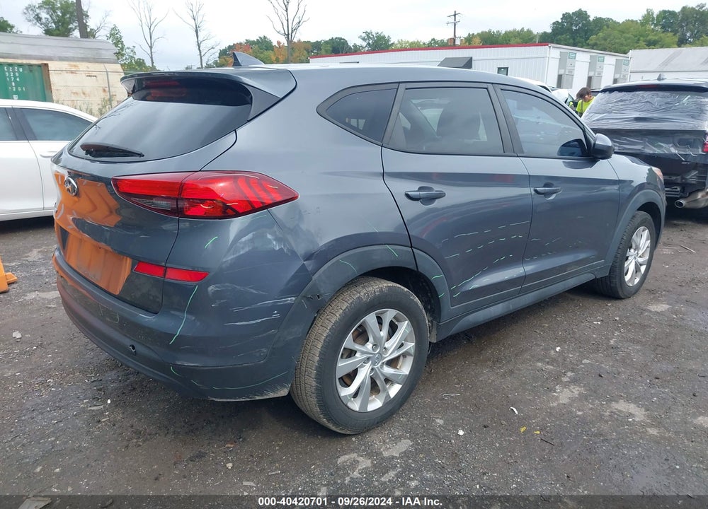 2019 HYUNDAI TUCSON SE VIN: KM8J23A47KU041802