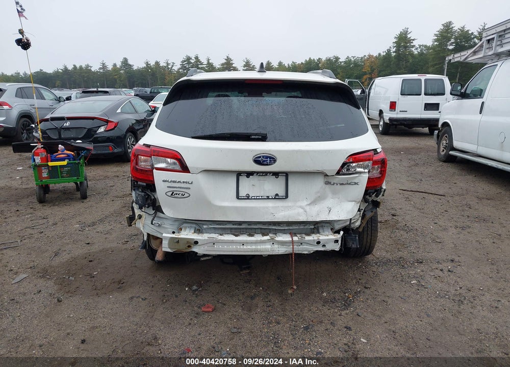 2018 SUBARU OUTBACK 2.5I TOURING VIN: 4S4BSATC8J3356464