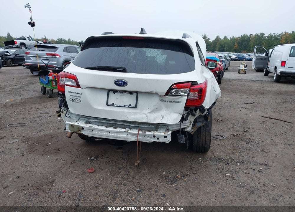 2018 SUBARU OUTBACK 2.5I TOURING VIN: 4S4BSATC8J3356464