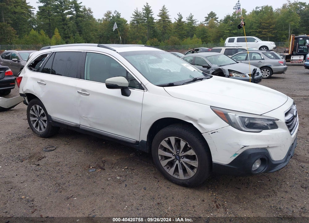 2018 SUBARU OUTBACK 2.5I TOURING VIN: 4S4BSATC8J3356464
