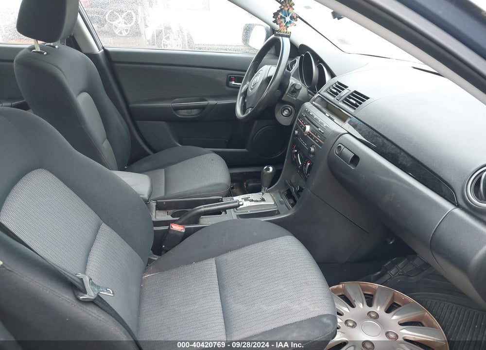 2009 MAZDA 3 I SPORT VIN: JM1BK32F291239885