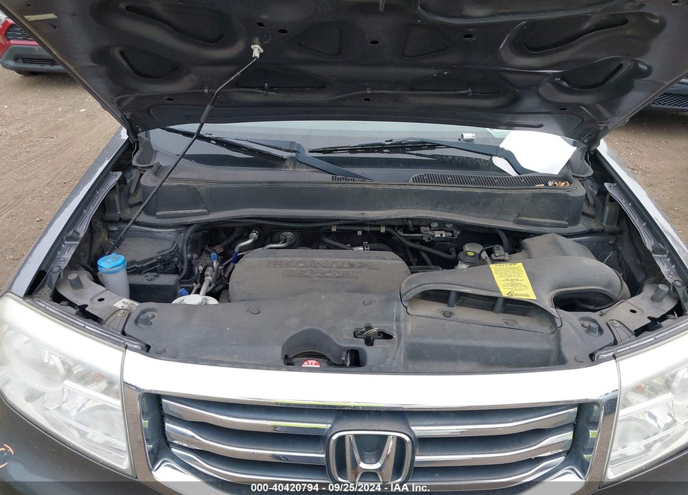 2015 HONDA PILOT EX-L VIN: 5FNYF4H51FB022642