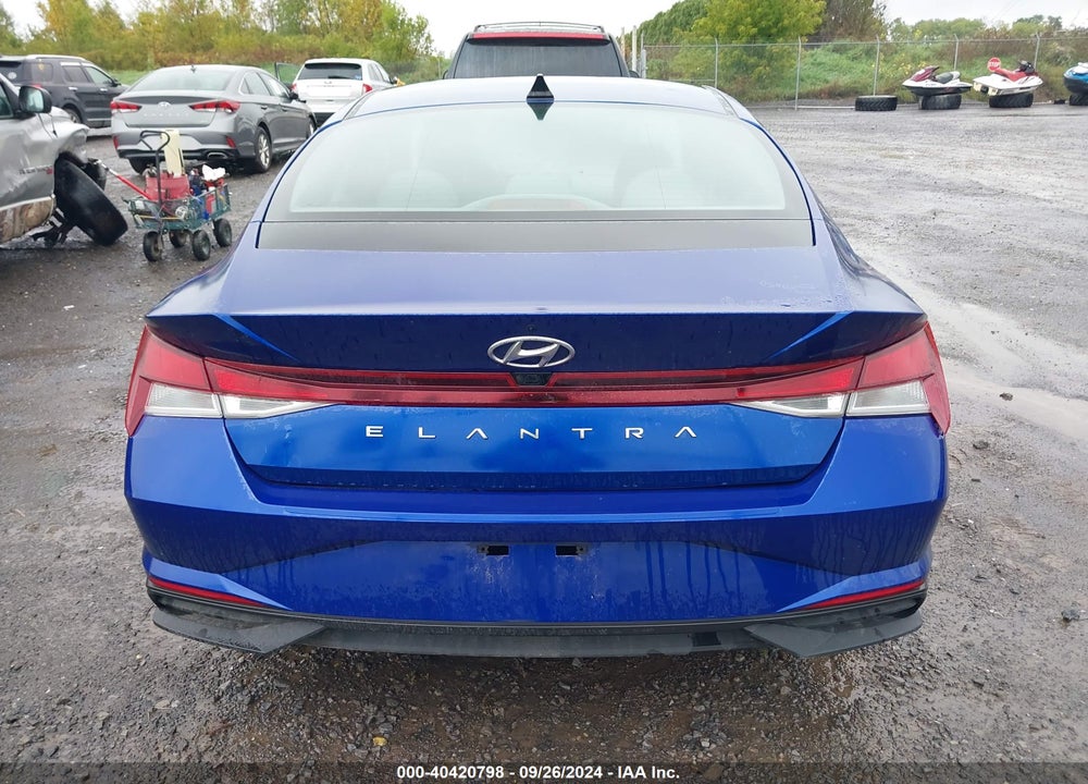 2023 HYUNDAI ELANTRA SEL VIN: 5NPLM4AG9PH098589