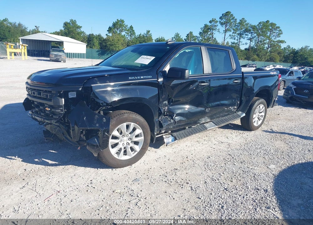 2024 CHEVROLET SILVERADO 1500 4WD SHORT BED CUSTOM VIN: 1GCPDBEK1RZ231295