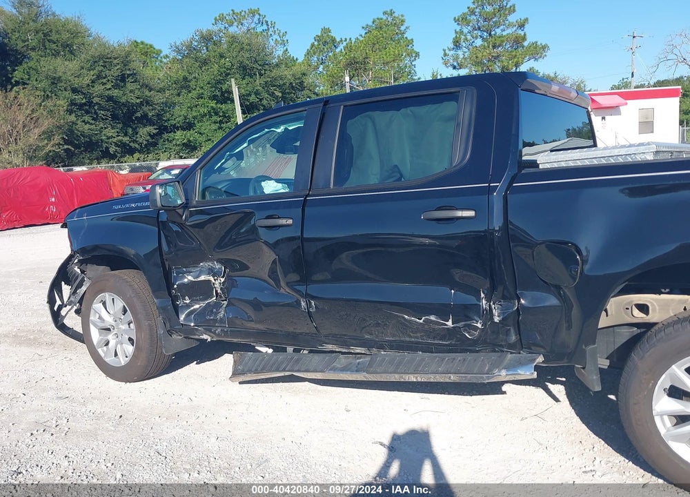 2024 CHEVROLET SILVERADO 1500 4WD SHORT BED CUSTOM VIN: 1GCPDBEK1RZ231295