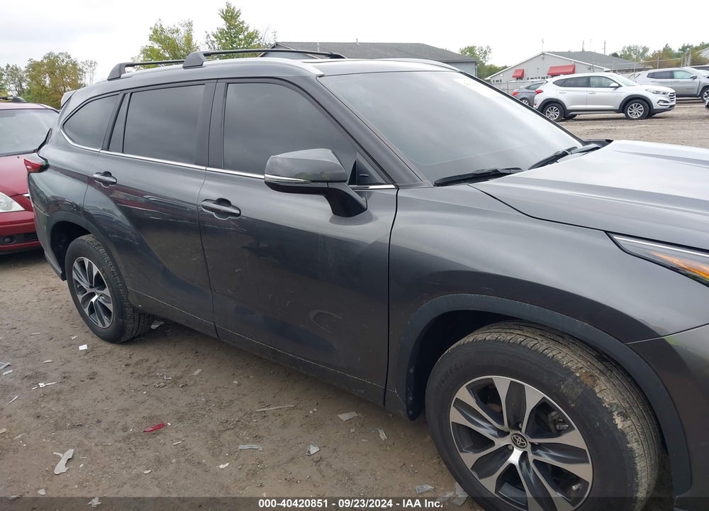 2023 TOYOTA HIGHLANDER XLE VIN: 5TDKDRAH0PS003137