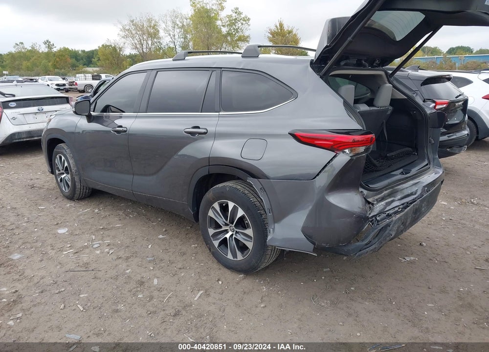 2023 TOYOTA HIGHLANDER XLE VIN: 5TDKDRAH0PS003137