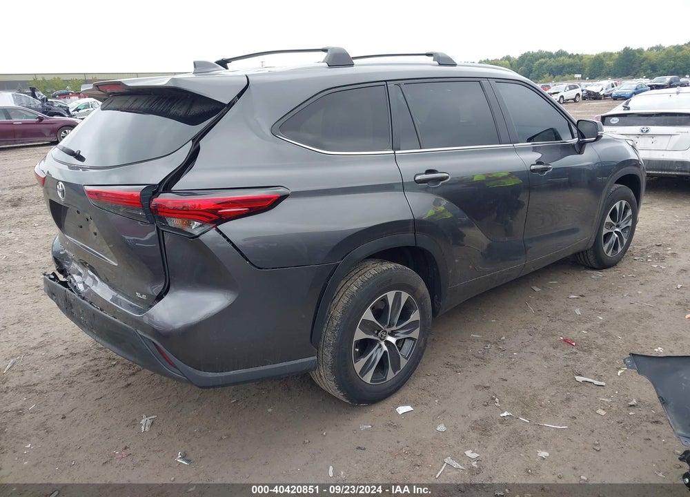 2023 TOYOTA HIGHLANDER XLE VIN: 5TDKDRAH0PS003137