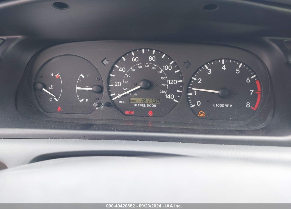 2001 TOYOTA CAMRY CE VIN: 4T1BG22KX1U836029