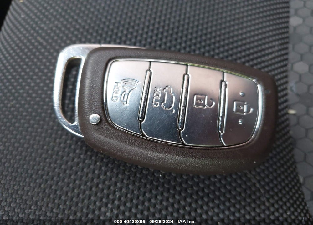 2019 HYUNDAI IONIQ HYBRID SEL VIN: KMHC75LC5KU144730
