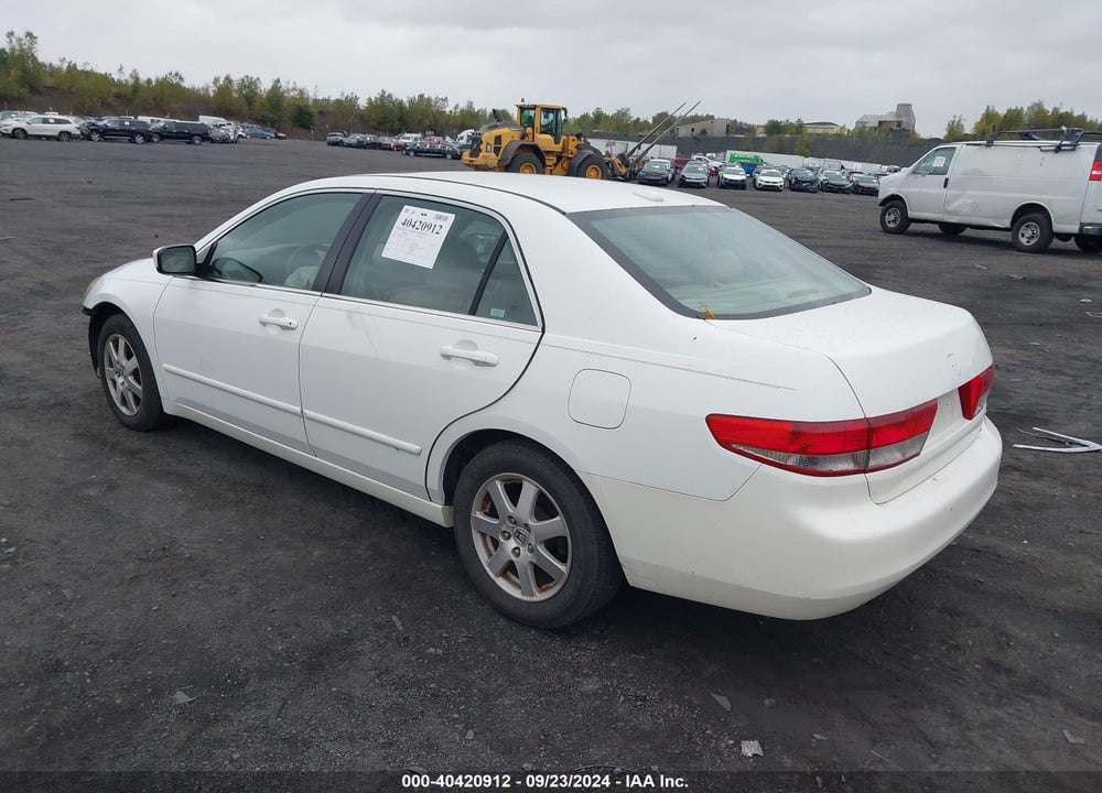 2005 HONDA ACCORD 3.0 EX VIN: 1HGCM66515A019358