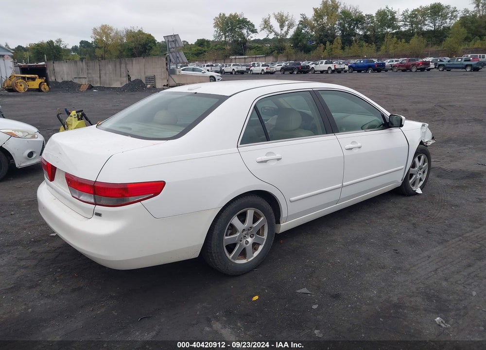 2005 HONDA ACCORD 3.0 EX VIN: 1HGCM66515A019358