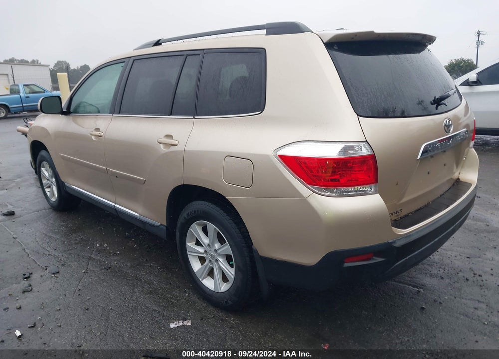 2012 TOYOTA HIGHLANDER SE V6 VIN: 5TDBK3EH1CS133287