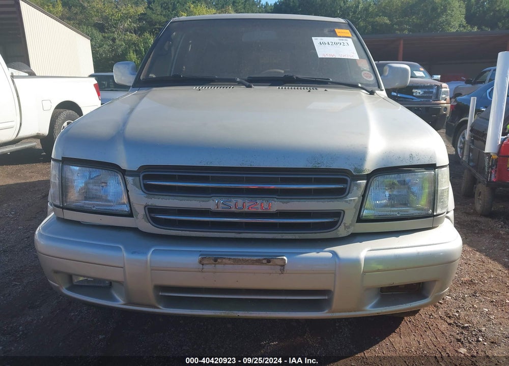 2001 ISUZU TROOPER LIMITED/LS/S VIN: JACDJ58X517J09980