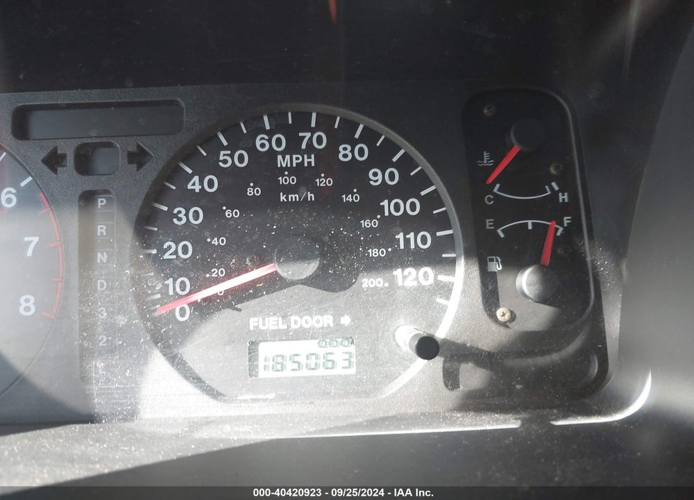 2001 ISUZU TROOPER LIMITED/LS/S VIN: JACDJ58X517J09980