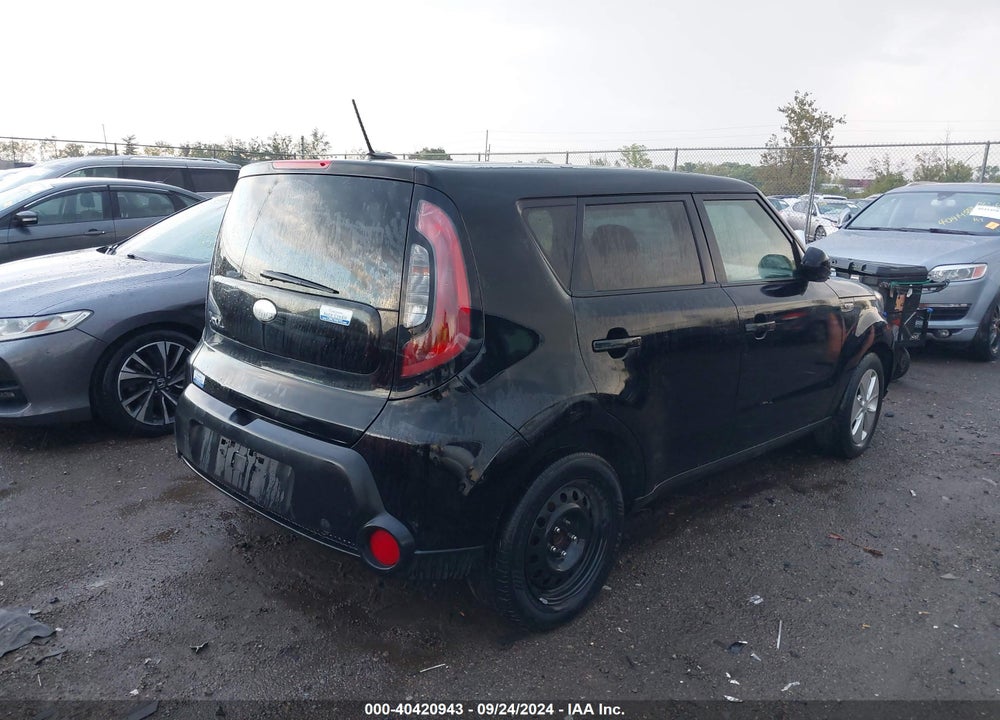 2014 KIA SOUL VIN: KNDJN2A28E7045977
